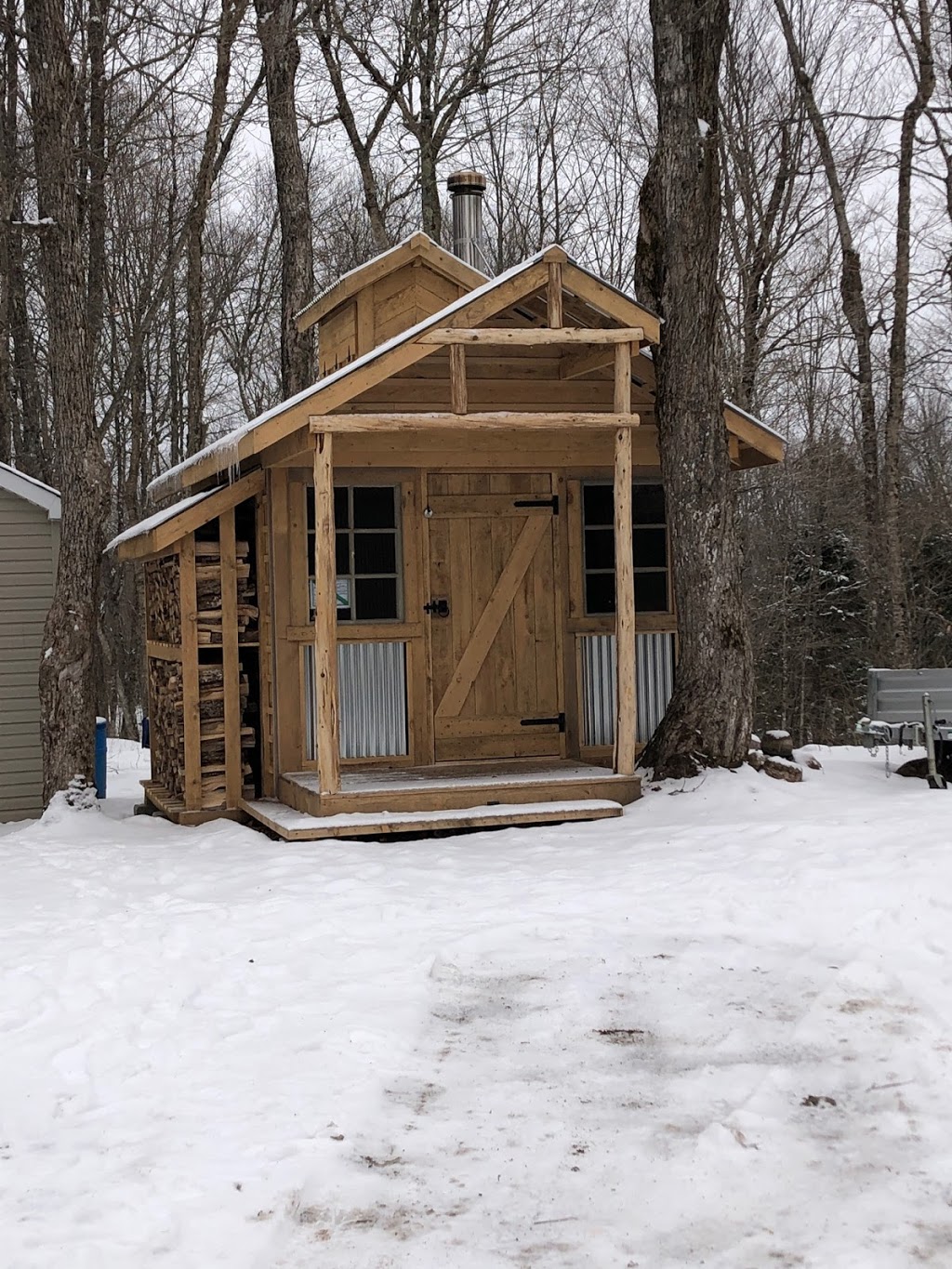 Jean Pierre et Michèle | 100 Chemin des Labradors, Harrington, QC J8G 0E2, Canada | Phone: (514) 778-6515