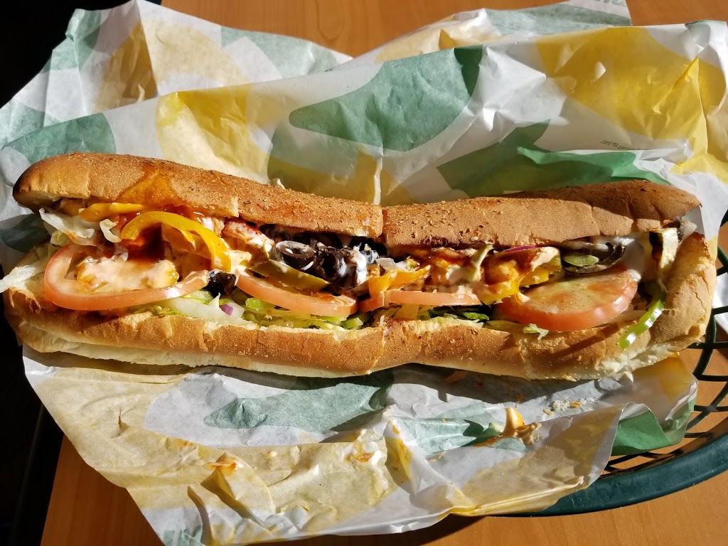 Subway | 14322 64 Ave, Surrey, BC V3W 1Z1, Canada | Phone: (604) 593-5525