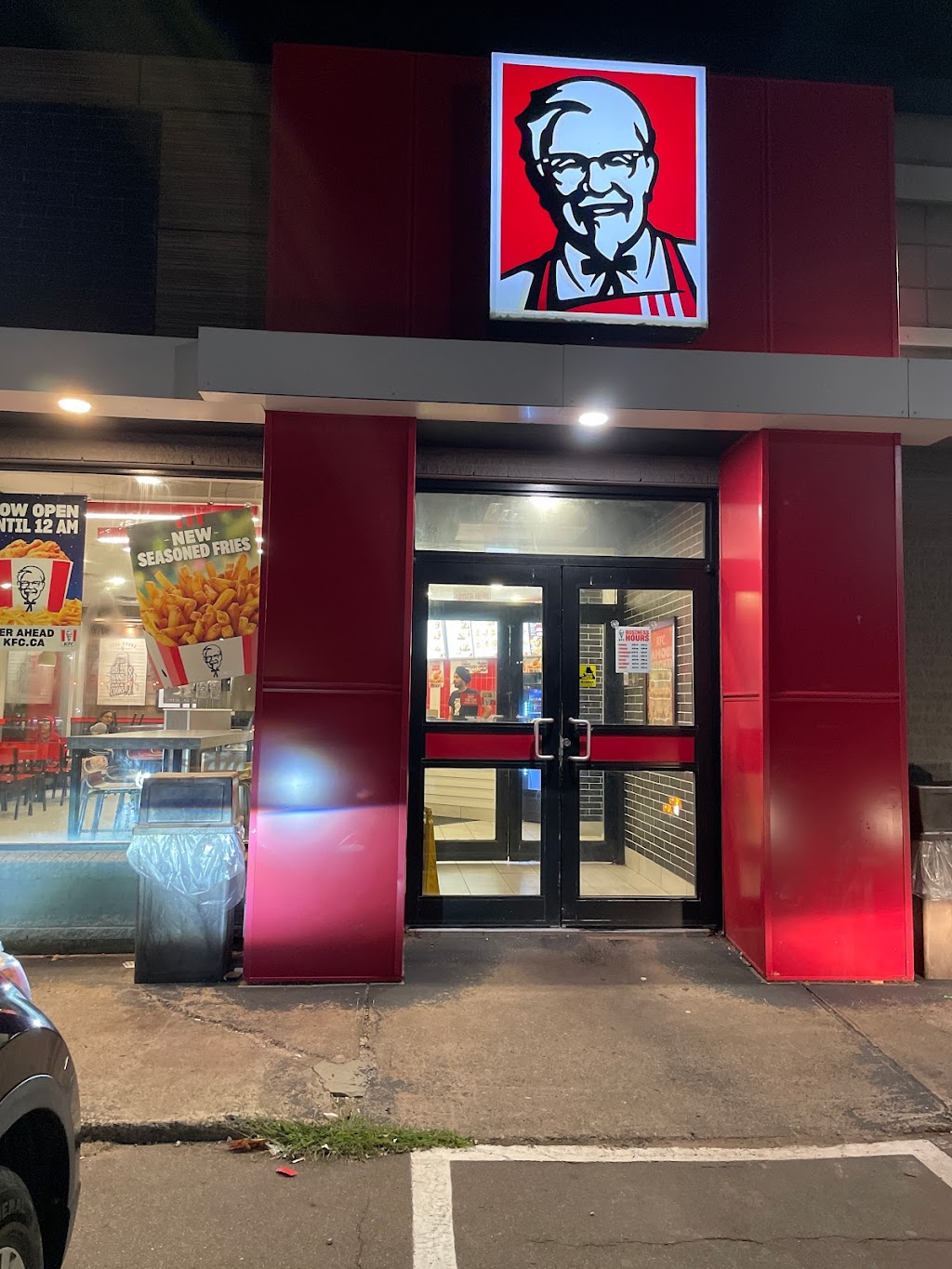 KFC | 272 St Peters Rd, Charlottetown, PE C1C 1K7, Canada | Phone: (902) 892-3278