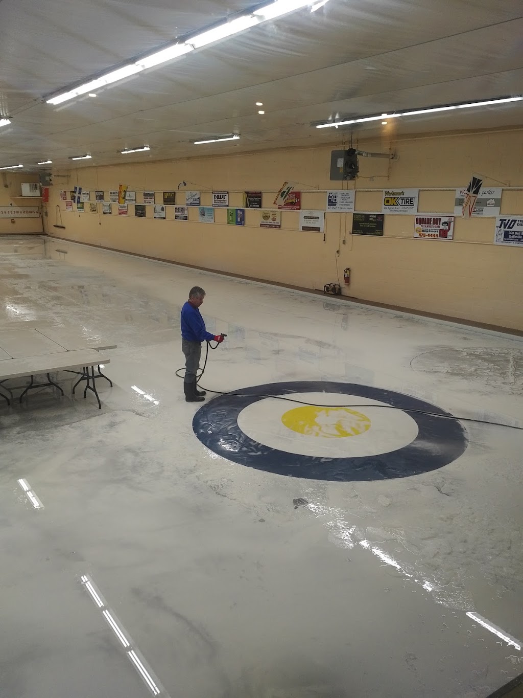 Brighton & District Curling Club | 85 Elizabeth St, Brighton, ON K0K 1H0, Canada | Phone: (613) 475-1637