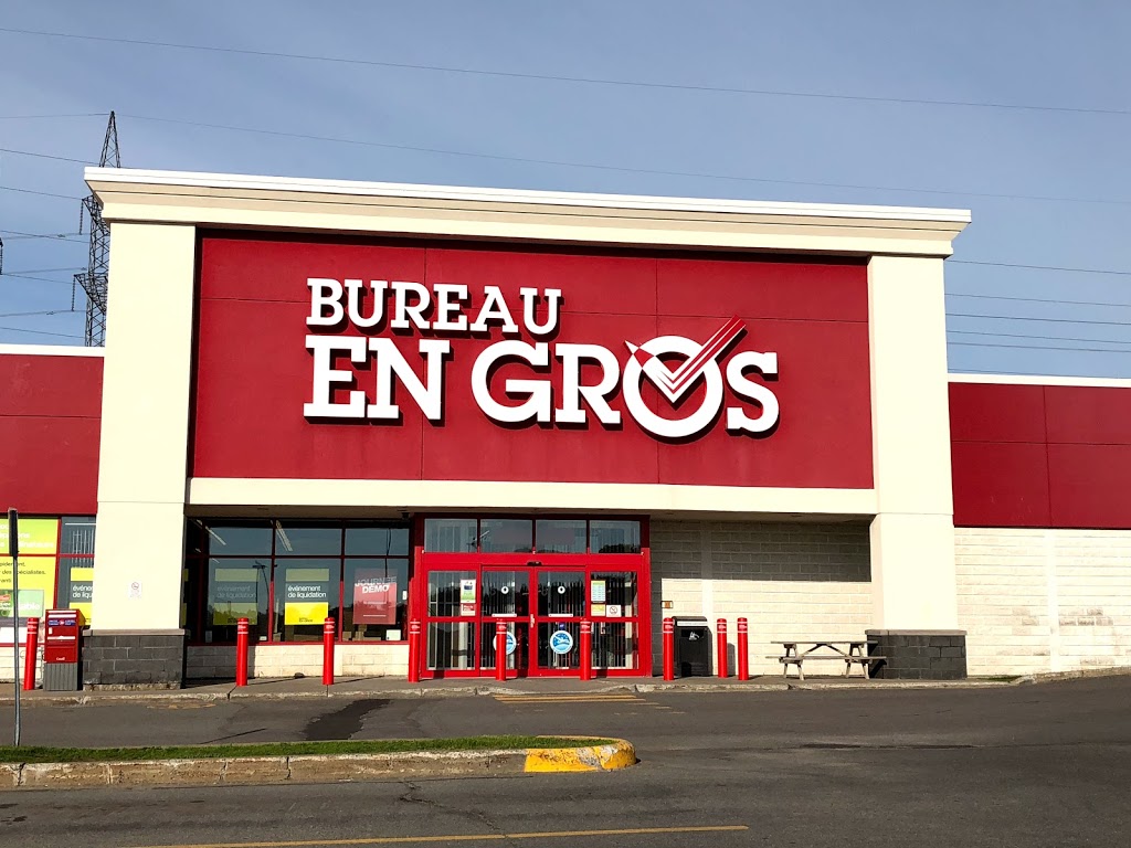 Bureau en Gros Quebec | 565 Boulevard Lebourgneuf, Québec, QC G2J 1R9, Canada | Phone: (418) 622-5044