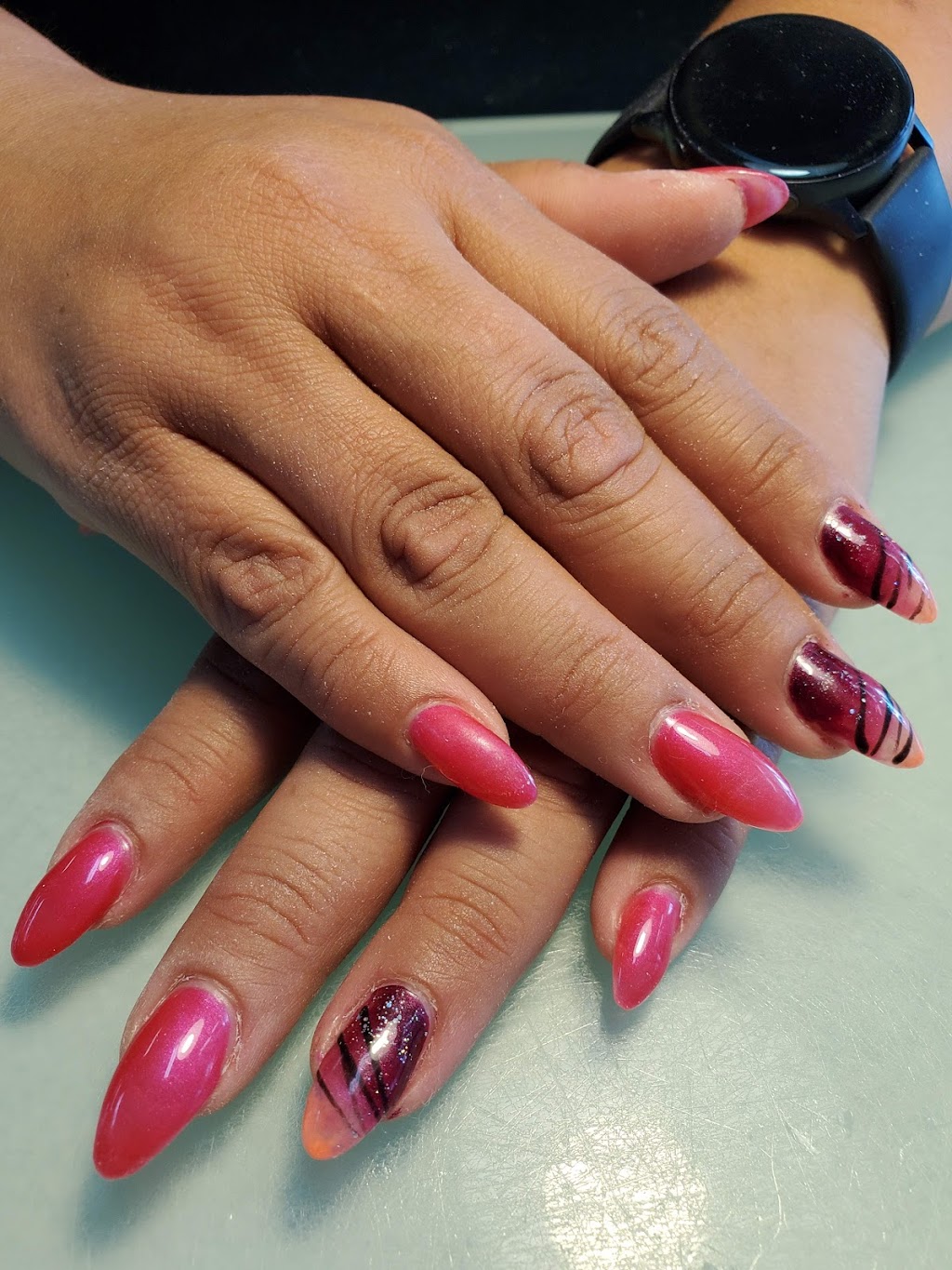 Nailz & Spa | 2100 Willowbrook Dr, Cranbrook, BC V1C 7H2, Canada | Phone: (250) 426-8666