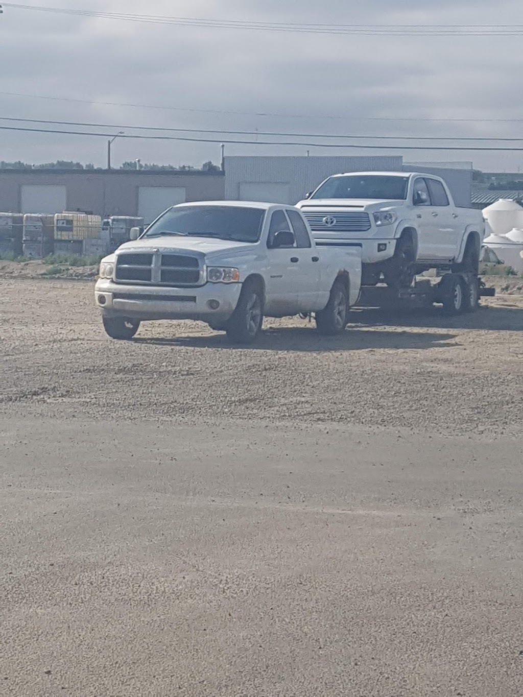 Walkers Towing Service | 505 11 Ave NE, Moose Jaw, SK S6H 4P8, Canada | Phone: (306) 692-2040