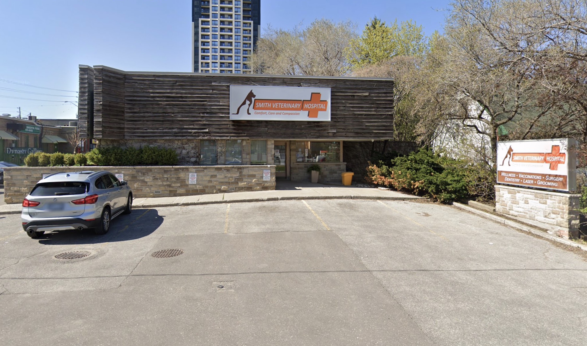 Smith Veterinary Hospital | 8 Highland Park Blvd, Thornhill, ON L3T 1B1, Canada | Phone: (905) 881-8310