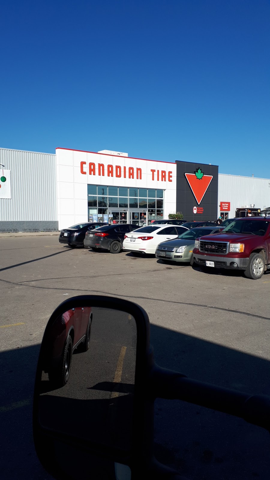 Canadian Tire - Caledonia, ON | 365 Argyle St S, Caledonia, ON N3W 1Z2, Canada | Phone: (905) 765-8473