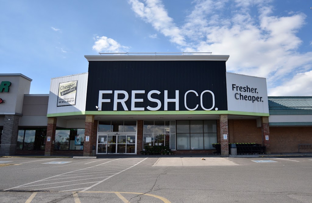 FreshCo Bunting & Welland | 286 Bunting Rd, St. Catharines, ON L2M 7S5, Canada | Phone: (905) 687-9462