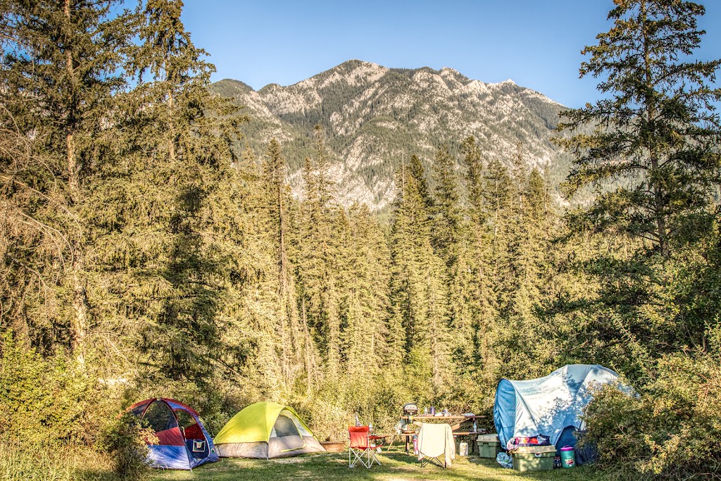 Spruce Grove RV Park and Campground | Unnamed Road, Fairmont Hot Springs, BC V0B 1L1, Canada | Phone: (250) 345-6070