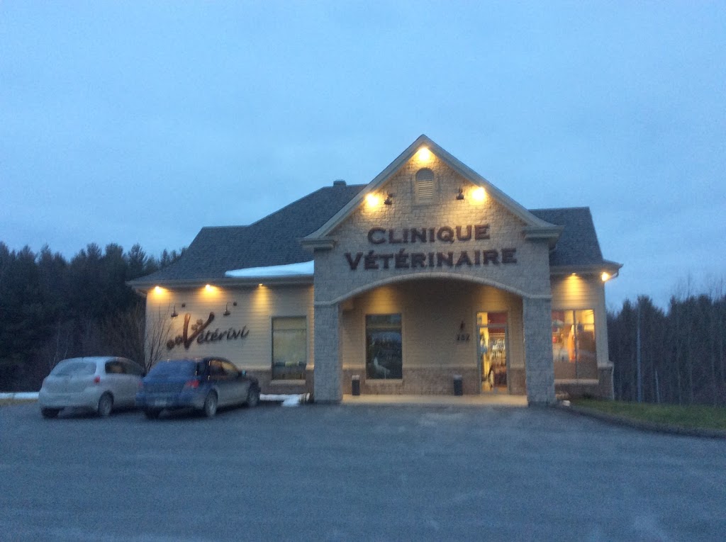 Clinique Veterinaire-Asbestos | 62 Boulevard Coakley, Asbestos, QC J1T 1A2, Canada | Phone: (819) 879-6566