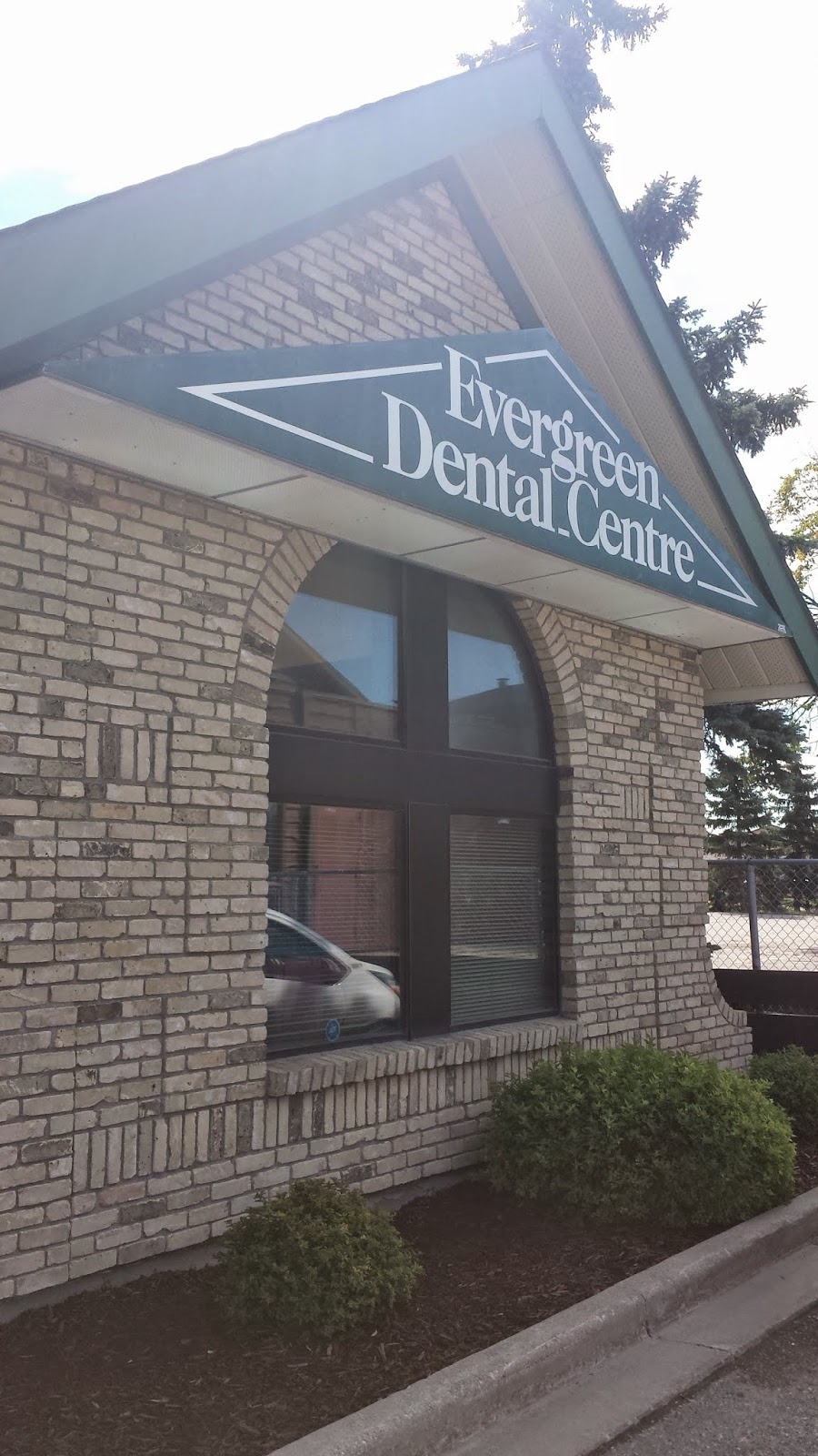 Evergreen Dental Centre | 1919 Henderson Hwy, Winnipeg, MB R2G 1P4, Canada | Phone: (204) 339-0050