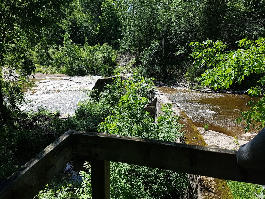 Moulin de la Chevrotière | 105 Rue de Chavigny, Deschambault, QC G0A 1S0, Canada | Phone: (418) 286-6862