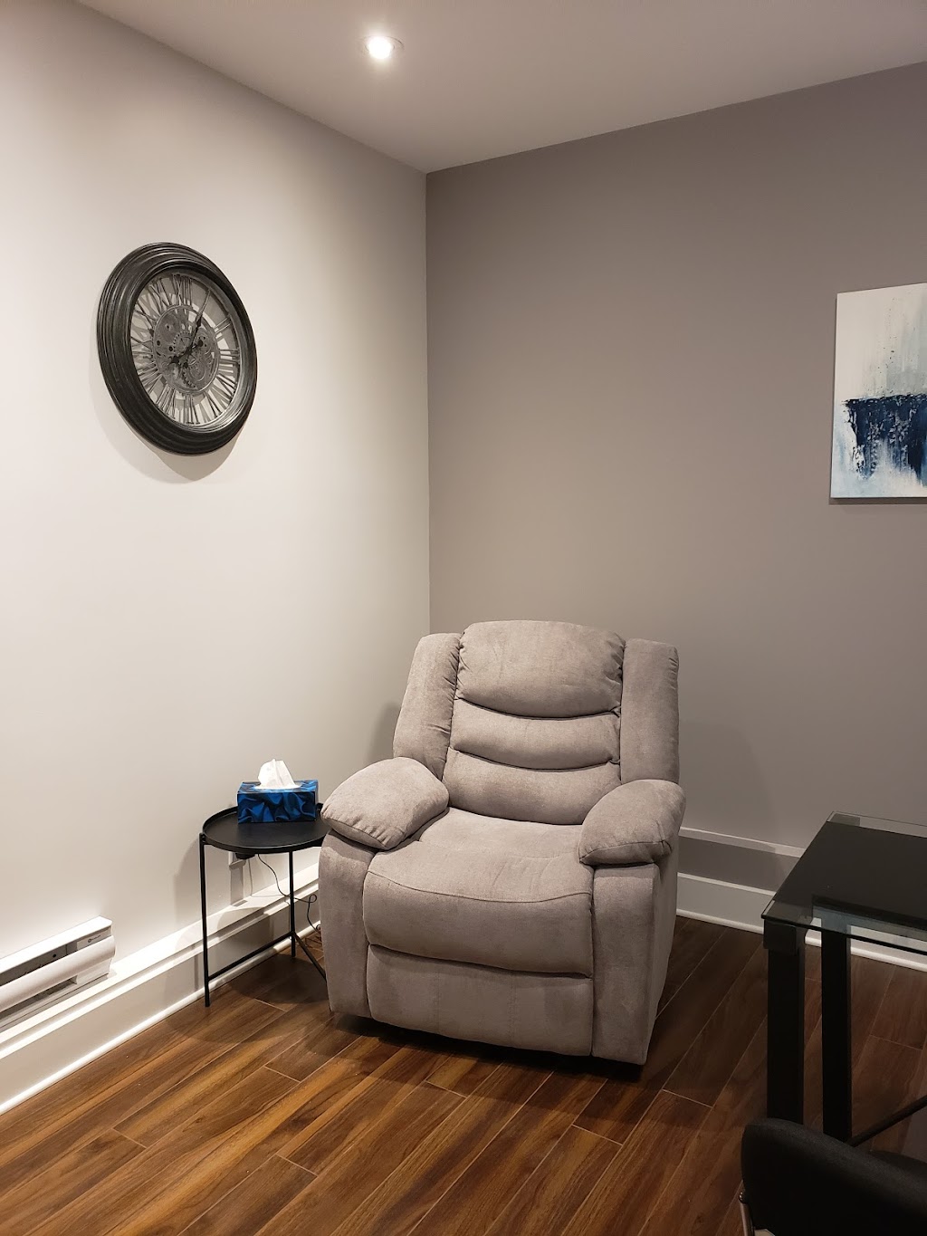 Hypnothérapeute - Louis-Olivier Lorrain | 90 Bd de la Concorde E Bureau 205, Laval, QC H7G 2B9, Canada | Phone: (514) 944-6945