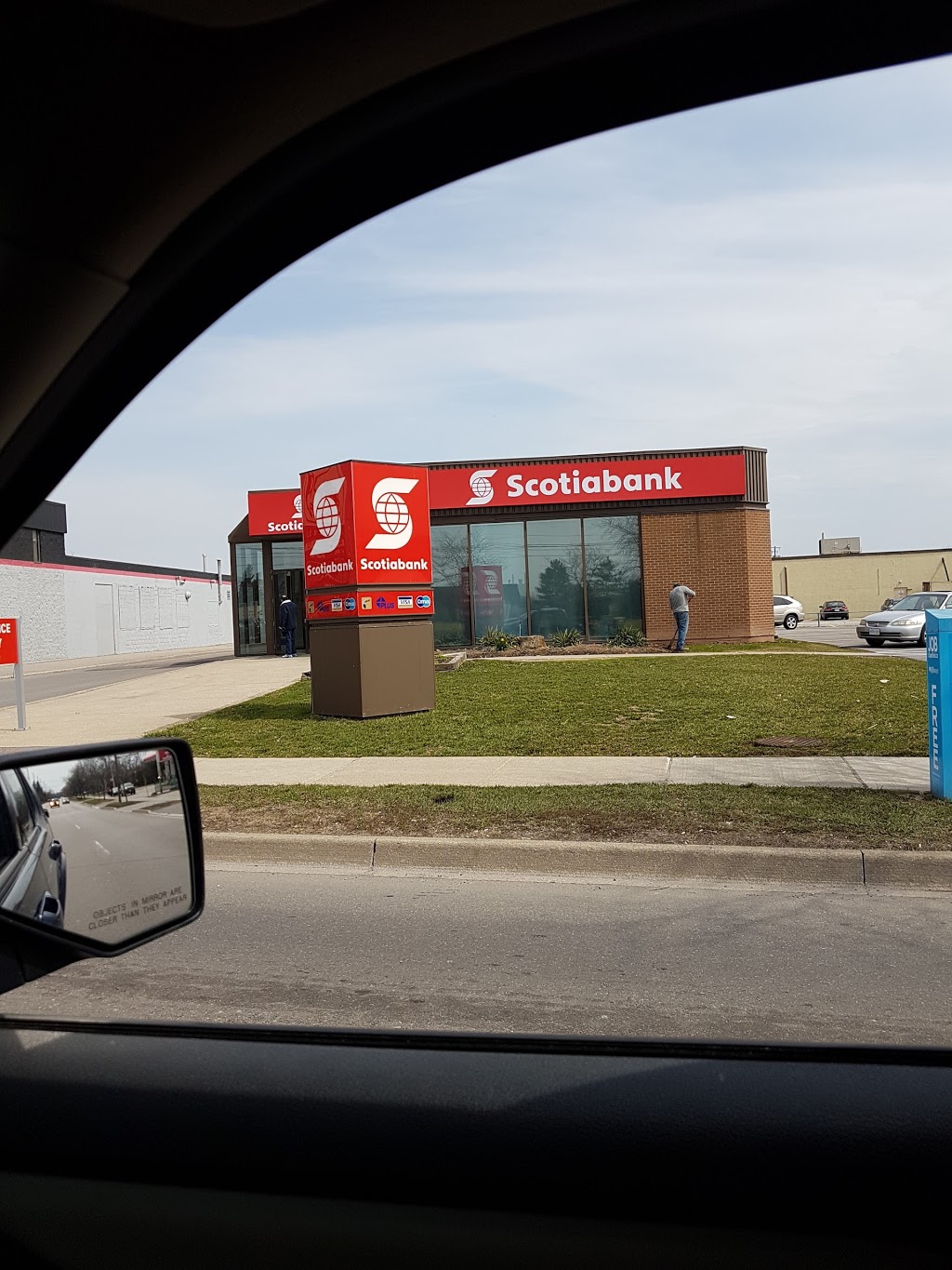 Scotiabank | 611 Third Line, Oakville, ON L6L 4A8, Canada | Phone: (905) 847-2778