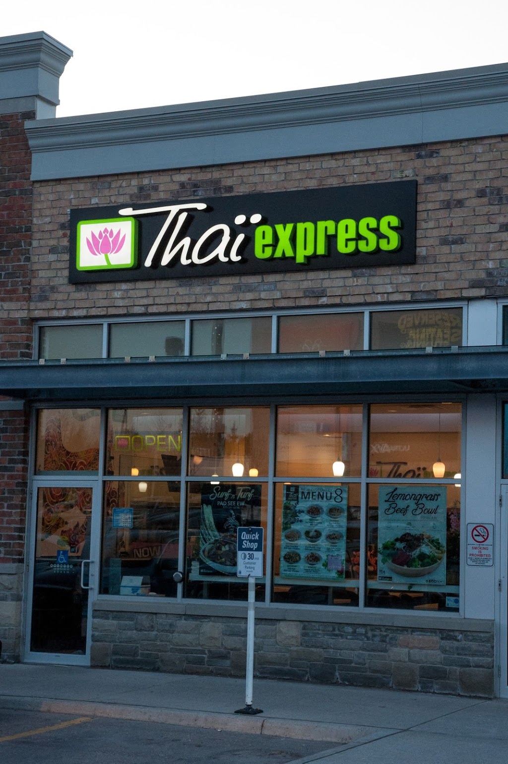 Thai Express | Pergola Commons, 79 Clair Rd E, Guelph, ON N1L 0J7, Canada | Phone: (519) 827-0303