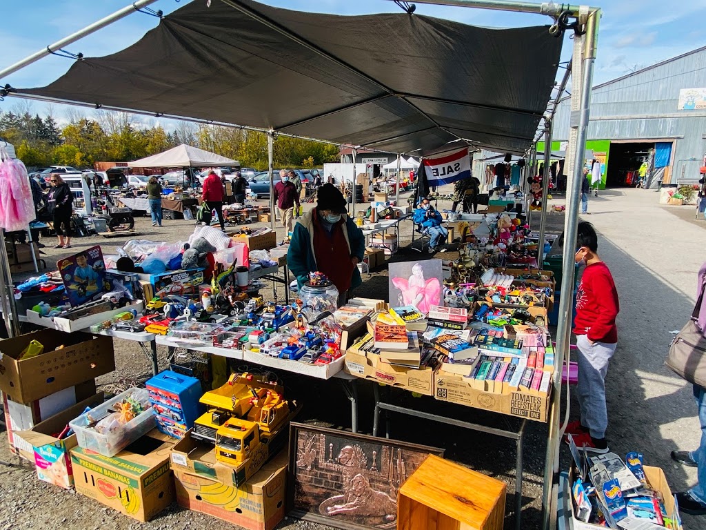 Courtice Flea Market | 1696 Bloor St, Courtice, ON L1E 2N1, Canada | Phone: (905) 436-1024