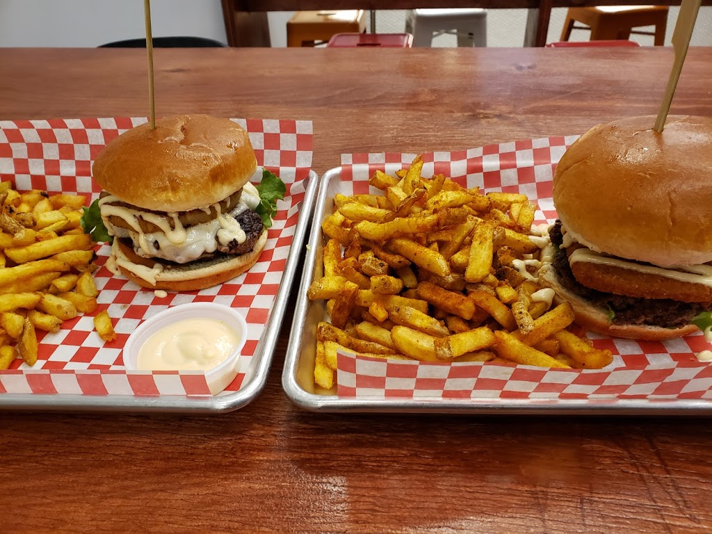 Ozzys Burgers Vaughan | 3175 Rutherford Rd Unit 32, Concord, ON L4K 5Y6, Canada | Phone: (905) 597-7983