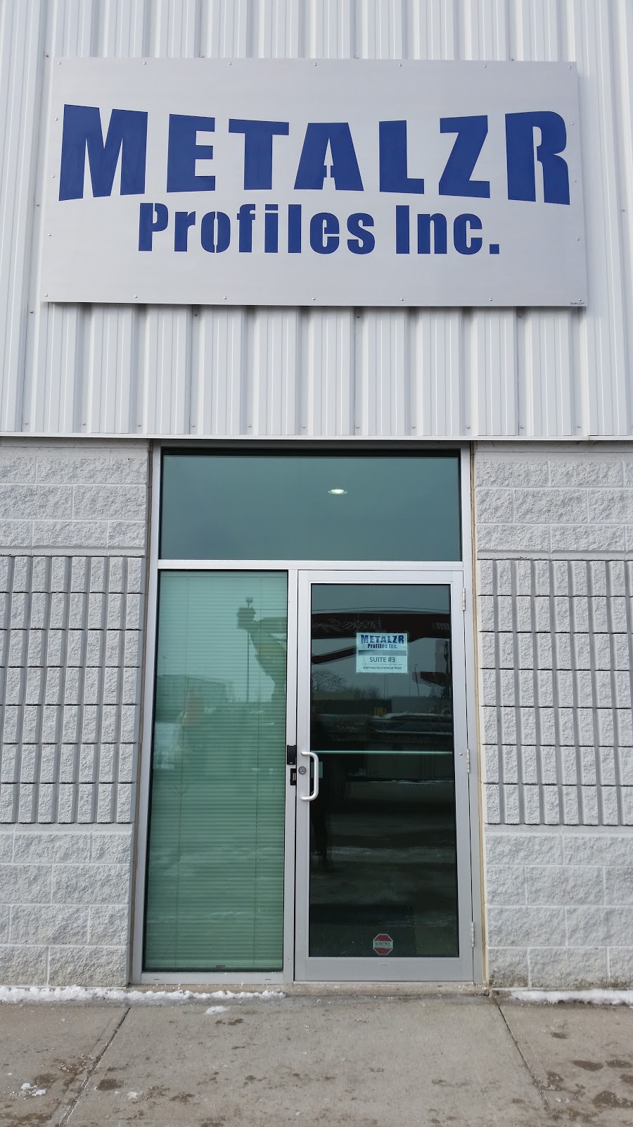 Metalzr Profiles Inc. | 6 Adams St Bay 3, Paris, ON N3L 3X4, Canada | Phone: (519) 442-4425