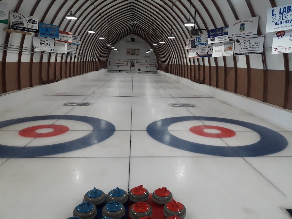 Riverfield Curling Club Inc | 2036 QC-203, Howick, QC J0S 1G0, Canada | Phone: (450) 825-2577