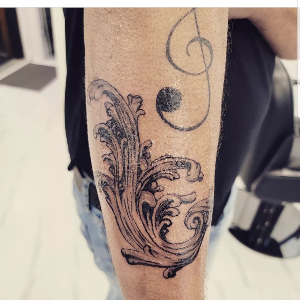 Hairline ink | 10525 Islington Ave, Vaughan, ON L0J 1C0, Canada | Phone: (416) 571-1171