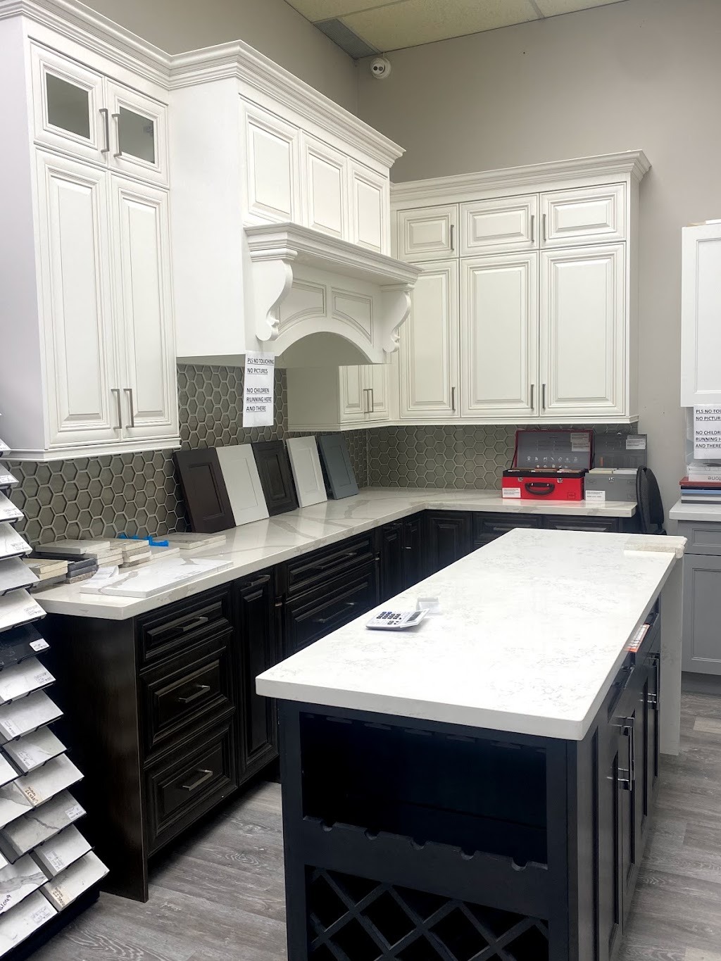 Nurial Bath Kitchen & Tile | 7025 Tomken Rd Unit #14, Mississauga, ON L5S 1R6, Canada | Phone: (647) 206-7473