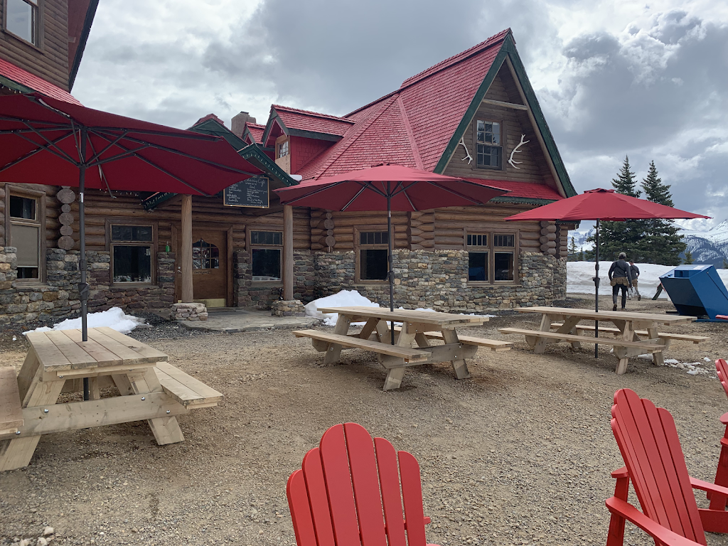 The Lodge at Bow Lake | Icefields Pkwy, Lake Louise, AB T0L 1E0, Canada | Phone: (403) 522-0148