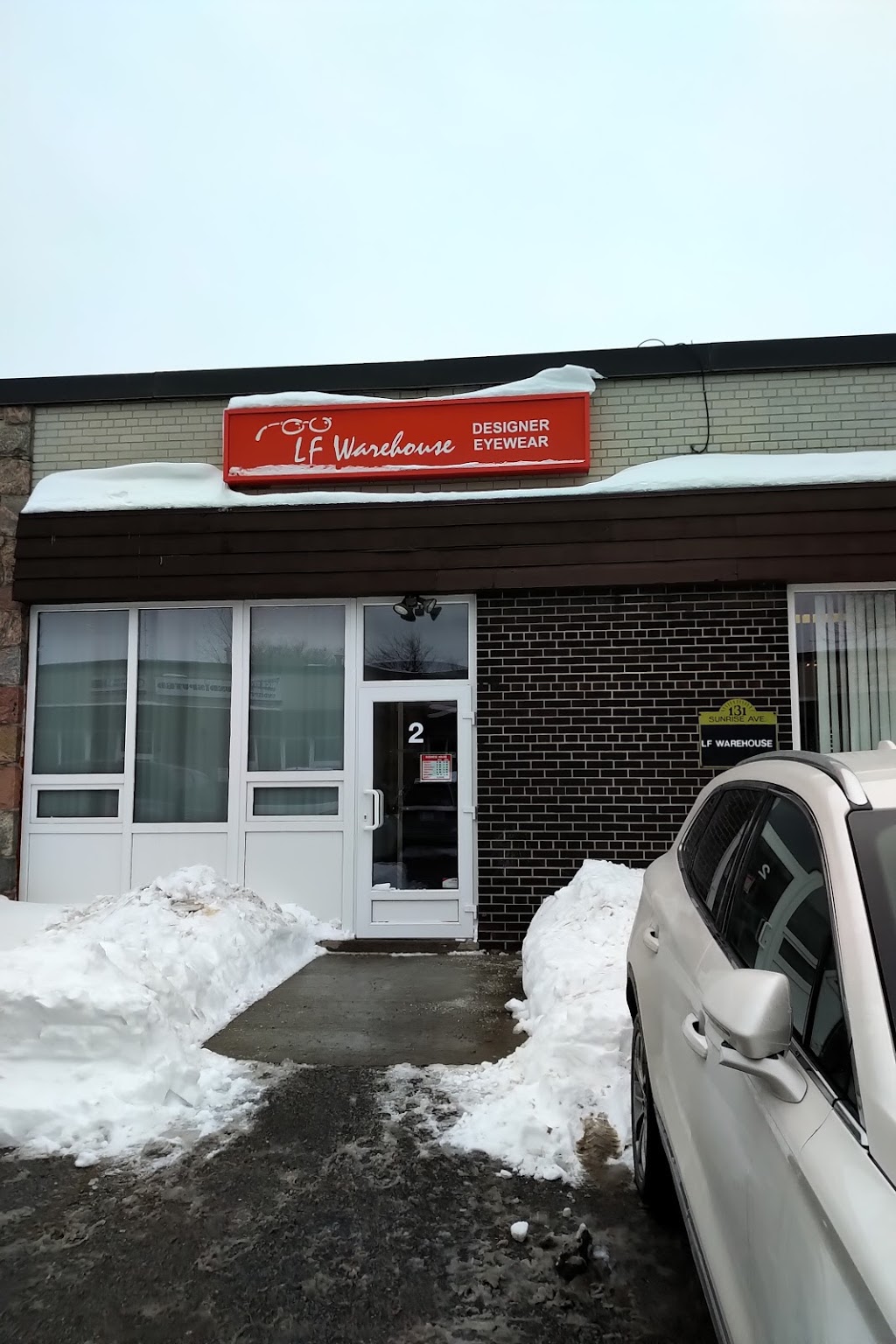 L F Warehouse Ltd | 131 Sunrise Ave, North York, ON M4A 1B2, Canada | Phone: (416) 752-4433