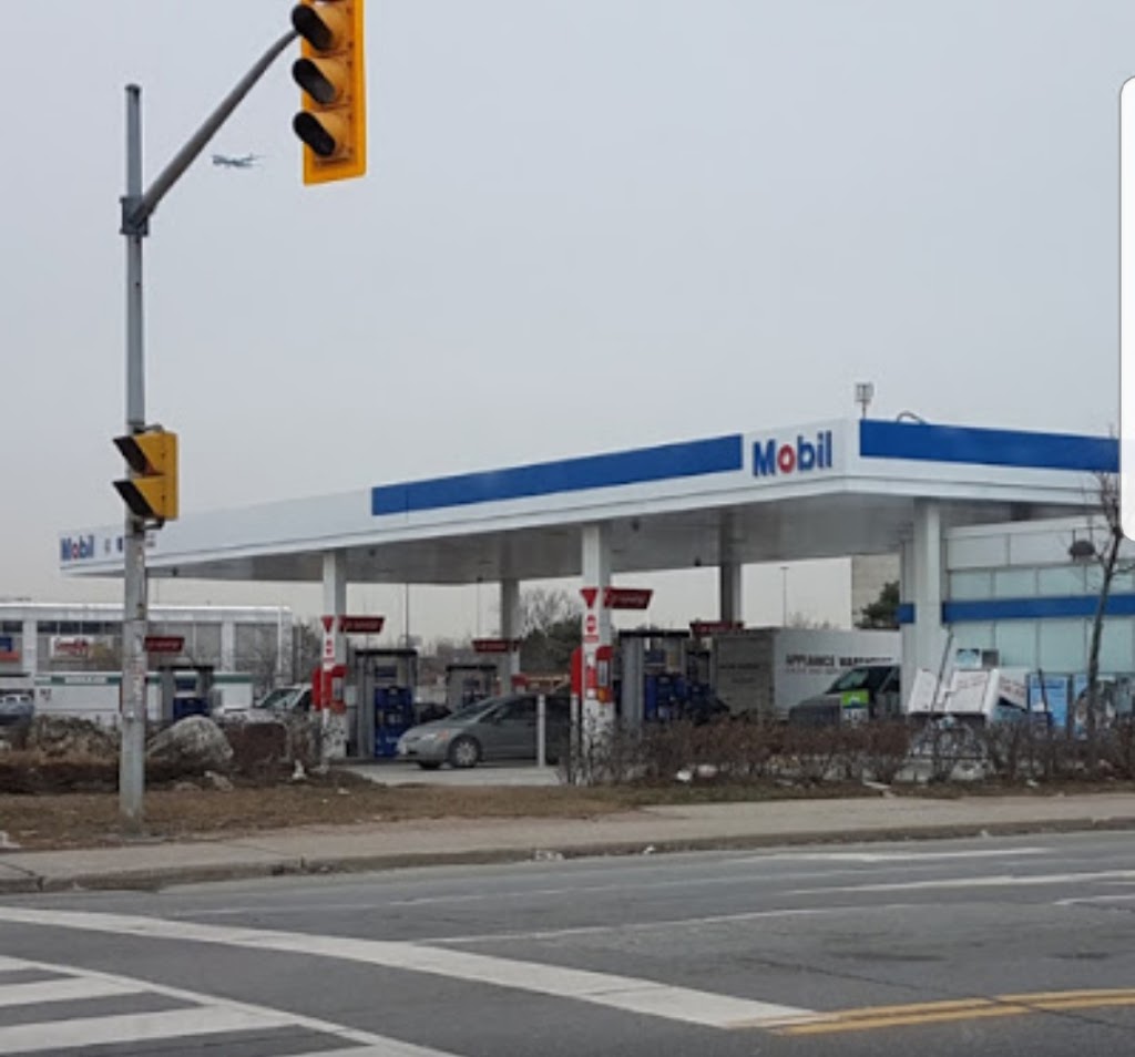 Mobil | 2545 Weston Rd, York, ON M9N 2A7, Canada | Phone: (416) 241-0321