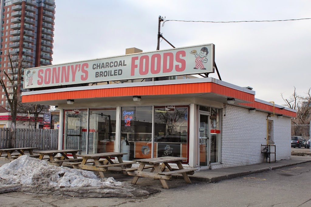 Sonnys Drive In | 21 Kennedy Rd N, Brampton, ON L6V 1X5, Canada | Phone: (905) 459-8744