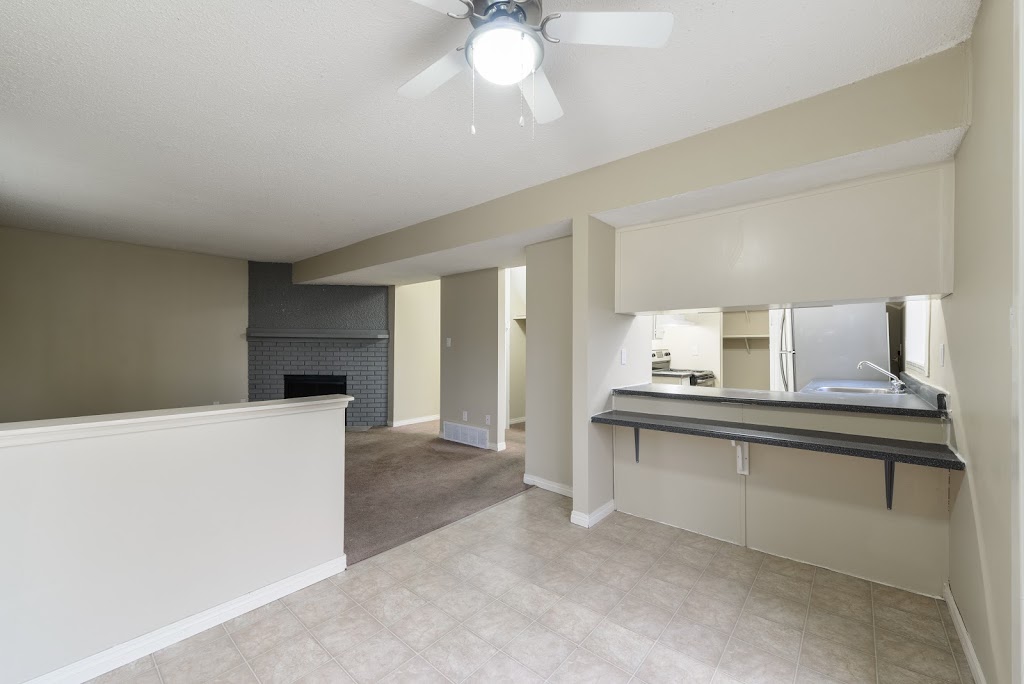 Suncourt Place | 16186 121 St NW, Edmonton, AB T5X 4M5, Canada | Phone: (780) 413-4471