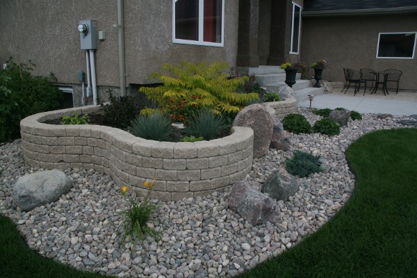 Zimmer Landscaping | 419 Melrose Ave E, Winnipeg, MB R2C 0B5, Canada | Phone: (204) 793-6101