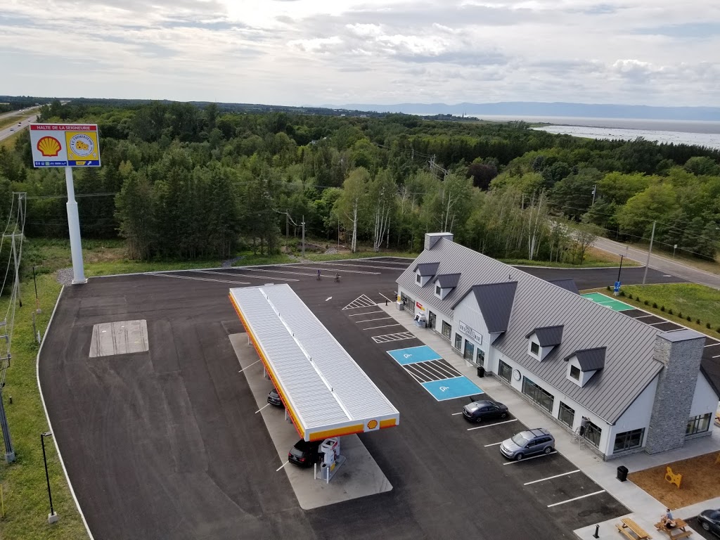 Le Fromageur - Halte de La Seigneurie des Aulnaies | 100-483 Rte de la Seigneurie, Saint-Roch-des-Aulnaies, QC G0R 4E0, Canada | Phone: (418) 354-1394