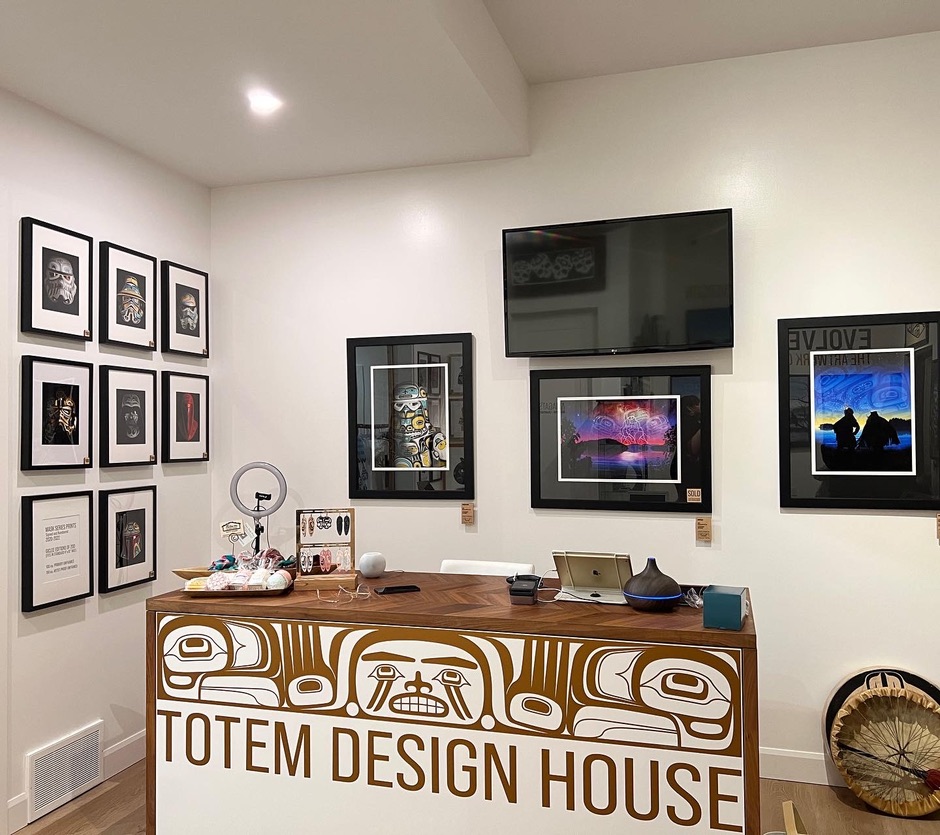 Totem Design House | 3250 Comox Rd, Courtenay, BC V9N 3P8, Canada | Phone: (250) 941-4422