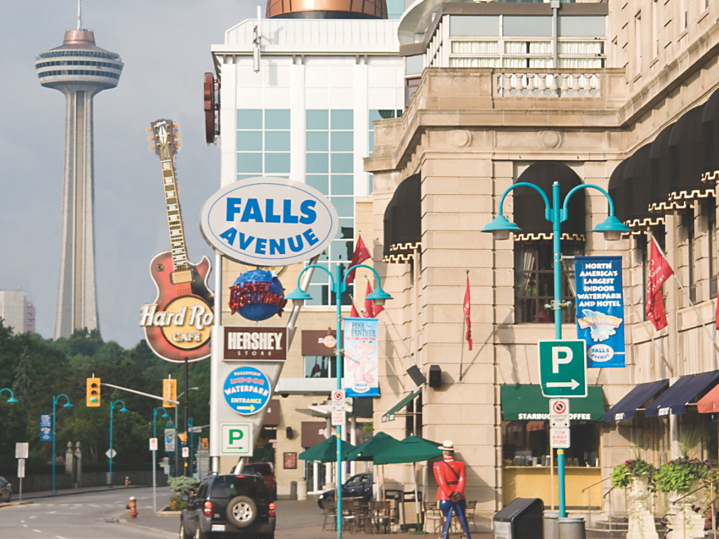 Falls Avenue Resort | 5685 Falls Ave, Niagara Falls, ON L2E 6W7, Canada | Phone: (905) 374-4444