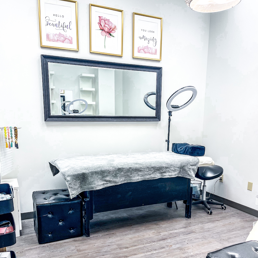 Angies Beauty Parlour | 3017 66 St NW Unit 3021, Edmonton, AB T6K 4B2, Canada | Phone: (587) 926-8067