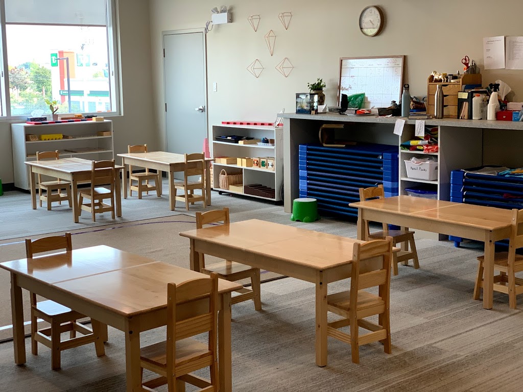 Trillium Bilingual Montessori | 4195 King St E #201, Kitchener, ON N2P 0C1, Canada | Phone: (519) 650-3899