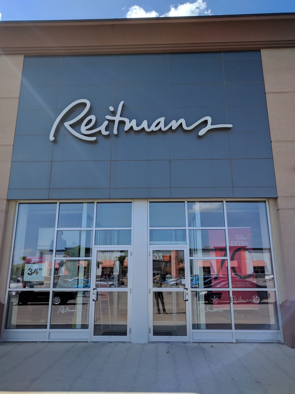 Reitmans | 1592 Regent Ave W, Winnipeg, MB R2C 3B4, Canada | Phone: (204) 668-5683