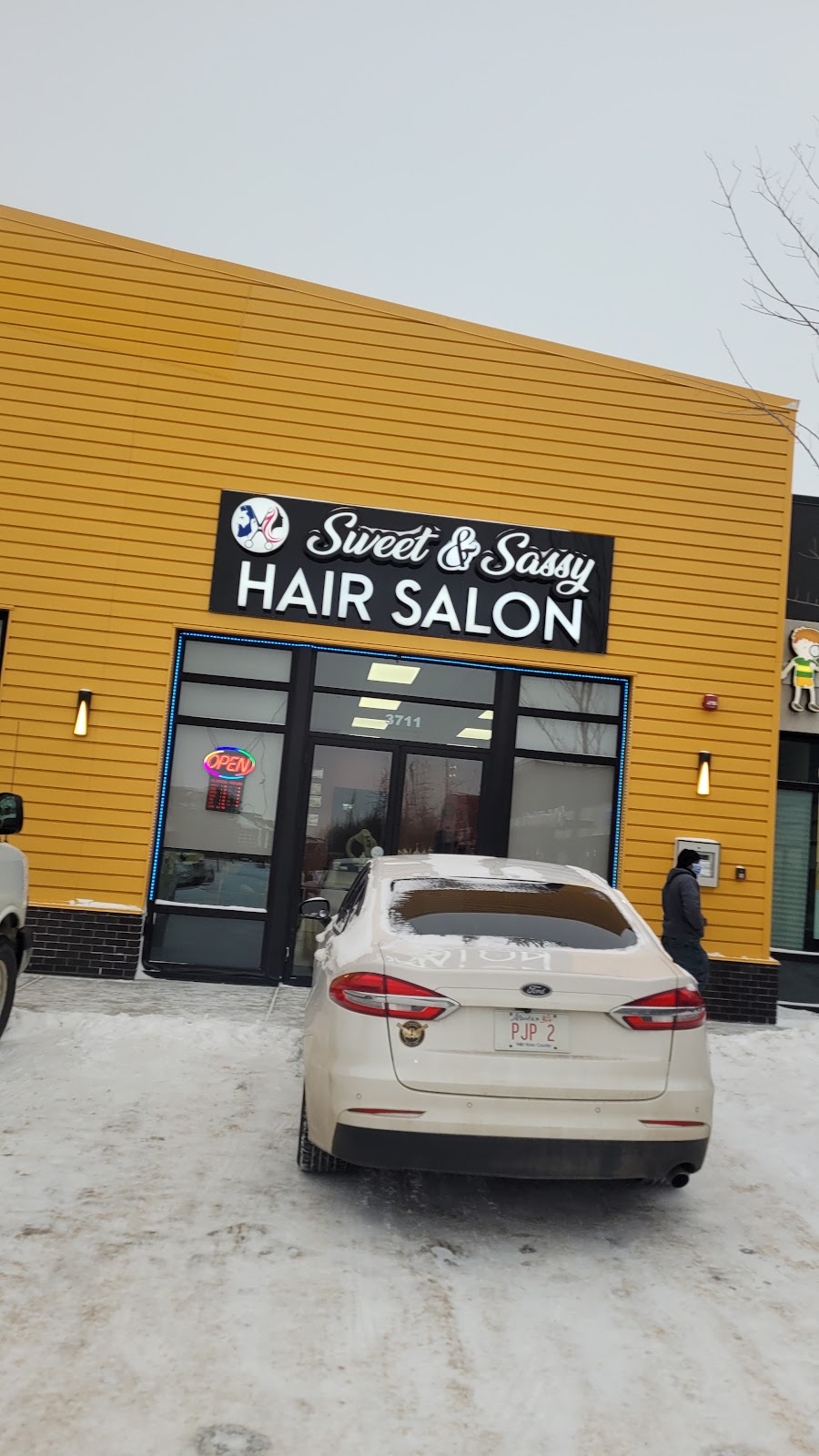 Sweet & sassy hair salon | 3711 8 Ave SW, Edmonton, AB T6X 2E9, Canada | Phone: (780) 850-0752