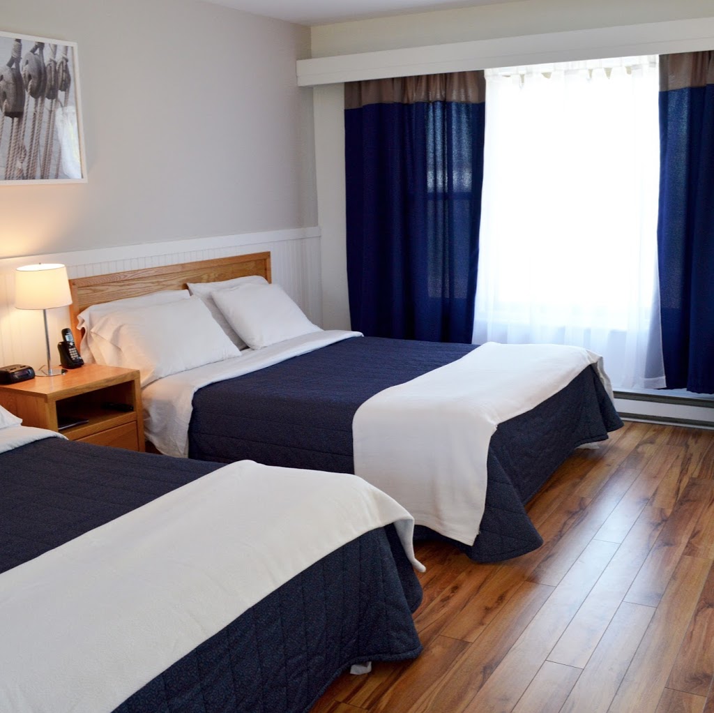 Condo & Motel des Berges | 9680 Boulevard Sainte-Anne, Sainte-Anne-de-Beaupré, QC G0A 3C0, Canada | Phone: (418) 827-2484