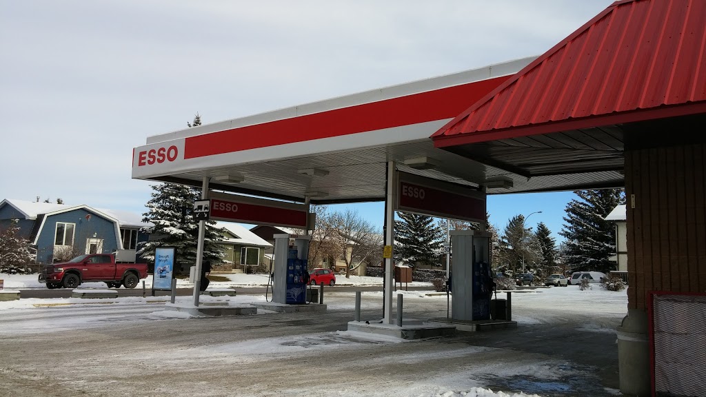 Esso | 1861 Meadowbrook Dr SE, Airdrie, AB T4A 1V2, Canada | Phone: (403) 948-7600