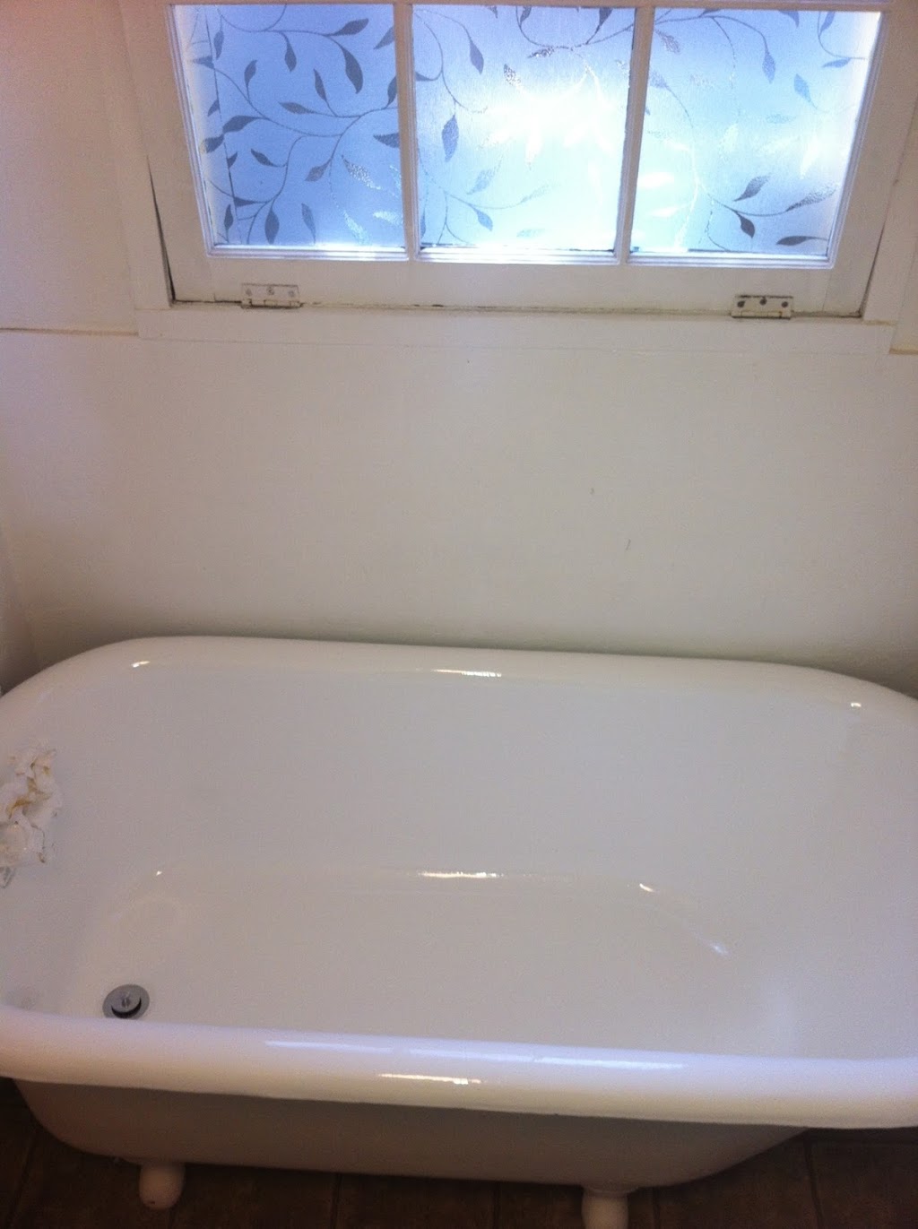 Bathmasters Reglazing | 2579 Rainville Rd, Victoria, BC V9B 3N2, Canada | Phone: (250) 885-0879