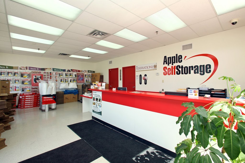 Apple Self Storage | 31 W Bales Dr, Sharon, ON L0G 1V0, Canada | Phone: (905) 715-7009