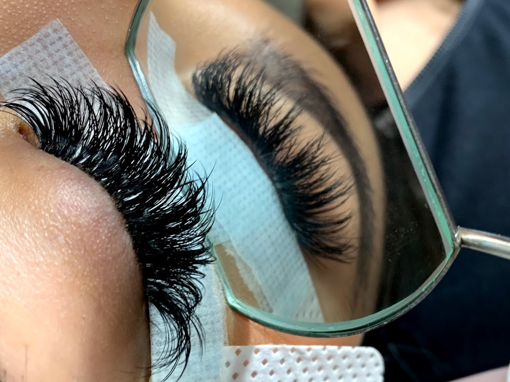 Secret Lash Club | 8250 Lawson Rd, Milton, ON L9T 5C6, Canada | Phone: (581) 989-5305