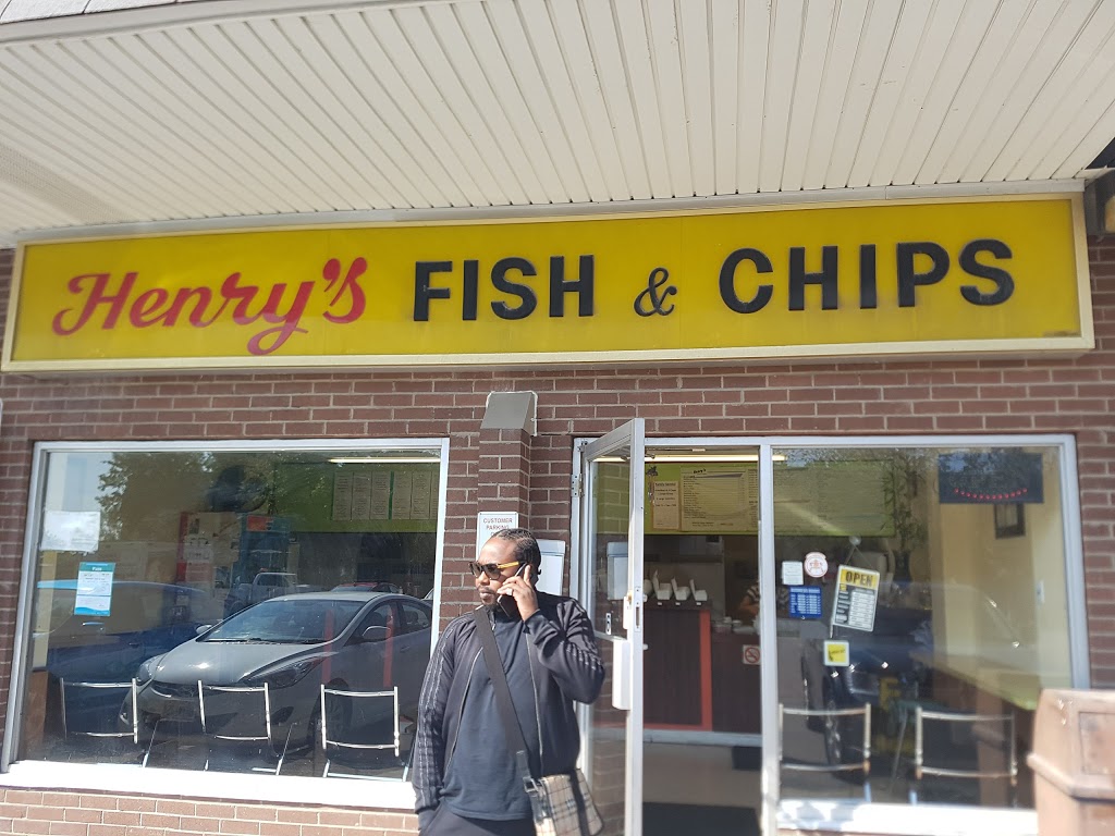 Henrys Fish & Chips | 833 Westlock Rd, Mississauga, ON L5C 1K7, Canada | Phone: (905) 277-1250