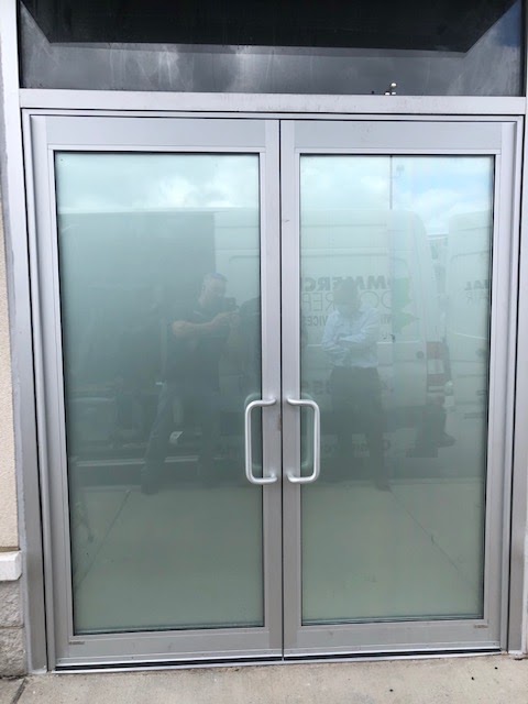 Commercial door repair oakville | 1360 White Oaks Blvd, Oakville, ON L6H 2R7, Canada | Phone: (289) 813-5438