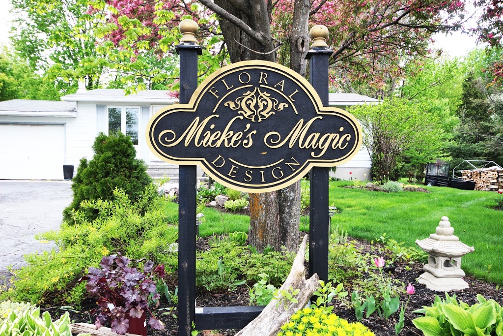 Miekes Magic Floral Design | 2330 River Rd, Manotick, ON K4M 1B4, Canada | Phone: (613) 692-2905