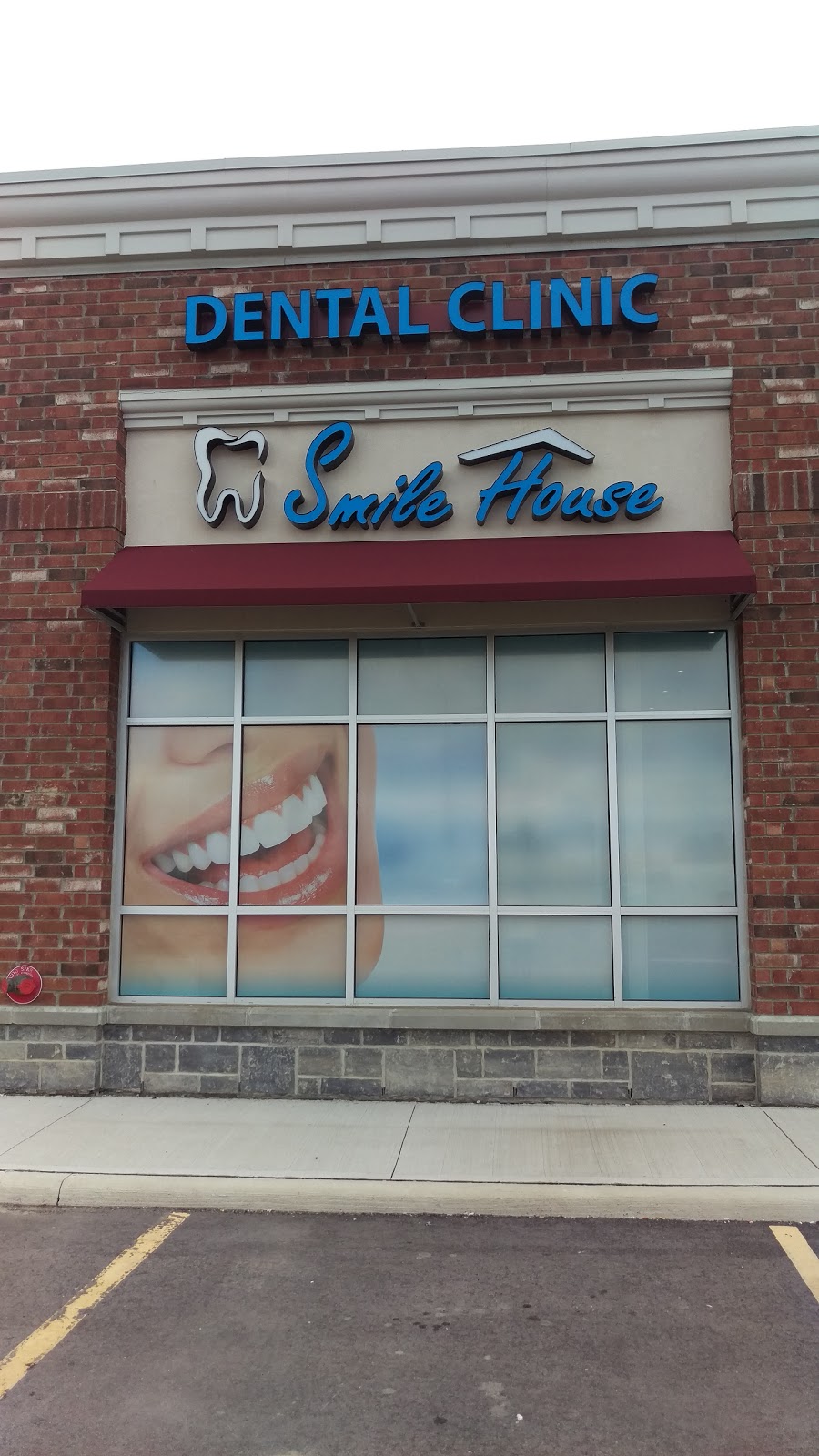 Smile House Dental Clinic | 955 Bovaird Dr W UNIT 17, Brampton, ON L6X 5K7, Canada | Phone: (905) 453-1661