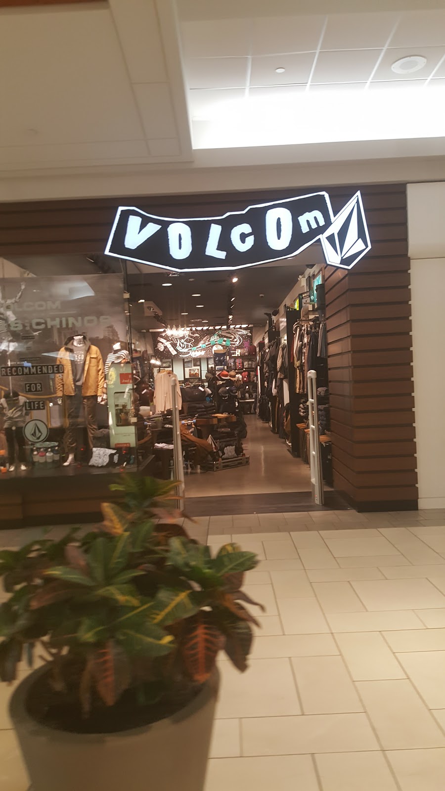 Volcom | 3625 Shaganappi Trail NW C003, Calgary, AB T3A 0E2, Canada | Phone: (403) 247-2288