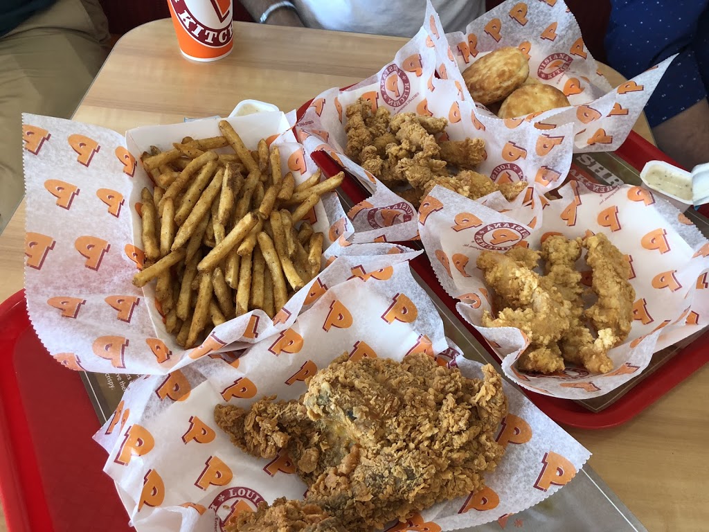 Popeyes Louisiana Kitchen Cobourg | 75 Strathy Rd Unit 4, Cobourg, ON K9A 5W8, Canada | Phone: (905) 372-3500