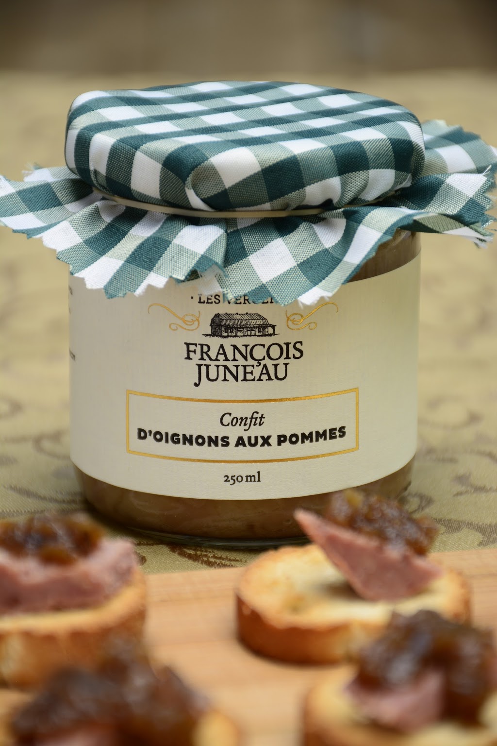 Les Vergers François Juneau | 726 Chemin Ozias-Leduc, Saint-Mathias-sur-Richelieu, QC J3L 6A2, Canada | Phone: (450) 446-9849