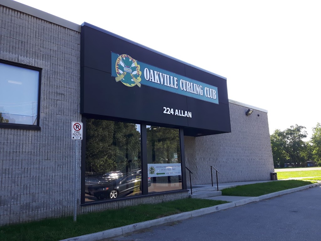 Oakville Curling Club Ltd | 224 Allan St, Oakville, ON L6J 6L2, Canada | Phone: (905) 844-6982