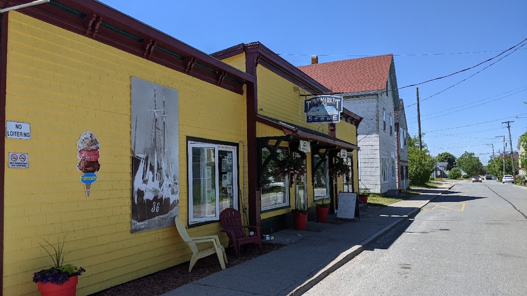 Lockeport Town Market | 15 North St, Lockeport, NS B0T 1L0, Canada | Phone: (902) 656-2514